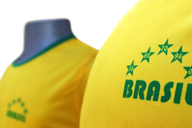 Como desenhar camisa de time