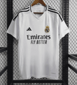 Real Madrid lança nova camisa da temporada 2024/25