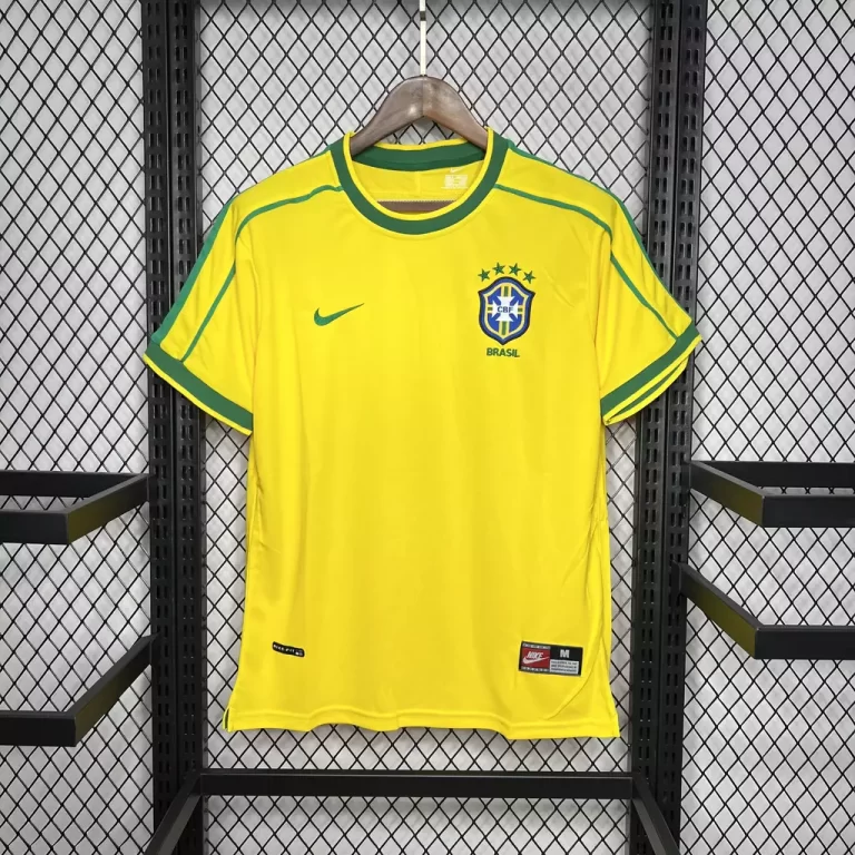 Jornalista divulga ranking dos maiores salários do futebol brasileiro